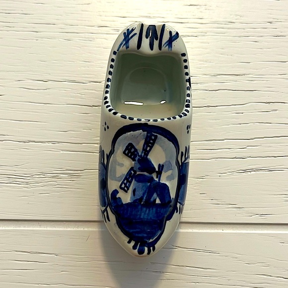 Delft Porcelain Windmill Boot - Picture 5 of 12